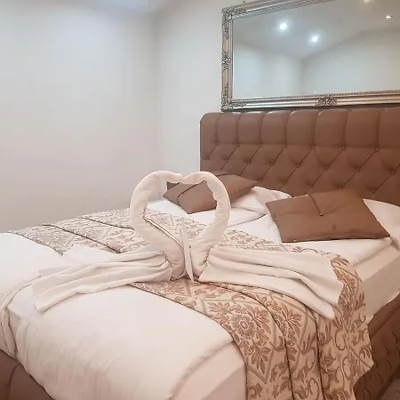 Herc Apartament *