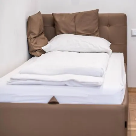 Herc Apartament *